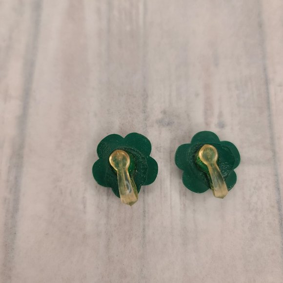 Celluloid Plastic Hibiscus Flower Earrings in Kelly Green - Vintage, Tiki, Clips - Picture 6 of 8